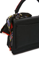 Kadın Siyah Uzun Askılı Klasik Kol Çantası | Derimod Kadın Siyah Uzun Askılı Klasik Kol Çantası | Derimod