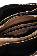 Kadın Siyah Uzun Askılı Aksesuar Detaylı Çapraz Çanta | Derimod Kadın Siyah Uzun Askılı Aksesuar Detaylı Çapraz Çanta | Derimod