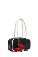 Kadın Siyah Aksesuarlı Omuz Çantası | Derimod Kadın Siyah Aksesuarlı Omuz Çantası | Derimod