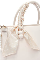 Kadın Beyaz Uzun Askılı Aksesuarlı Kol Çantası | Derimod Kadın Beyaz Uzun Askılı Aksesuarlı Kol Çantası | Derimod