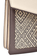 Kadın Krem Uzun Askılı Desenli Kol Çantası | Derimod Kadın Krem Uzun Askılı Desenli Kol Çantası | Derimod