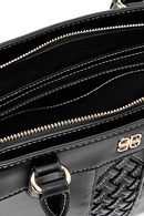 Kadın Siyah Uzun Askılı Desenli Kol Çantası | Derimod Kadın Siyah Uzun Askılı Desenli Kol Çantası | Derimod