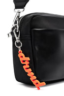 Kadın Siyah Aksesuar Detaylı Çapraz Çanta | Derimod Kadın Siyah Aksesuar Detaylı Çapraz Çanta | Derimod