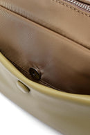 Kadın Yeşil Aksesuar Detaylı Çapraz Çanta | Derimod Kadın Yeşil Aksesuar Detaylı Çapraz Çanta | Derimod