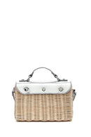 Kadın Gümüş Aksesuarlı Uzun Askılı Hasır Çapraz Çanta | Derimod Kadın Gümüş Aksesuarlı Uzun Askılı Hasır Çapraz Çanta | Derimod