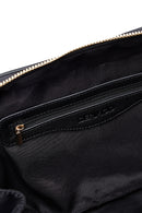 Kadın Siyah Uzun Askılı Aksesuar Detaylı Kumaş Kol Çantası | Derimod Kadın Siyah Uzun Askılı Aksesuar Detaylı Kumaş Kol Çantası | Derimod