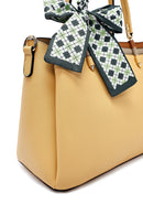 Kadın Sarı Uzun Askılı Aksesuarlı Kol Çantası | Derimod Kadın Sarı Uzun Askılı Aksesuarlı Kol Çantası | Derimod