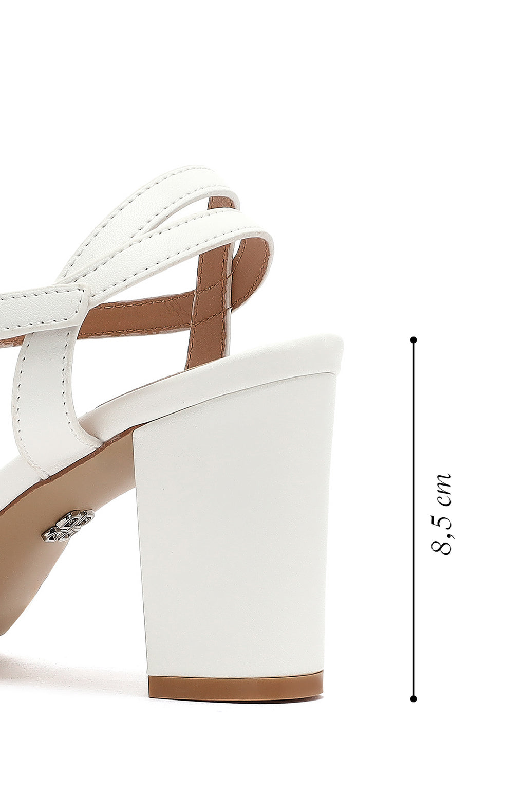 Kadın Beyaz Bilekten Bantlı Kalın Topuklu Sandalet