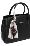 Kadın Siyah Uzun Askılı Aksesuarlı Kol Çantası | Derimod Kadın Siyah Uzun Askılı Aksesuarlı Kol Çantası | Derimod