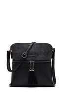 Kadın Siyah Uzun Askılı Püsküllü Çapraz Çanta | Derimod Kadın Siyah Uzun Askılı Püsküllü Çapraz Çanta | Derimod