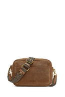 Kadın Taba Uzun Askılı Süet Deri Çapraz Çanta | Derimod Kadın Taba Uzun Askılı Süet Deri Çapraz Çanta | Derimod