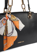 Kadın Siyah Aksesuarlı Klasik Omuz Çantası | Derimod Kadın Siyah Aksesuarlı Klasik Omuz Çantası | Derimod