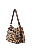 Kadın Leopar Uzun Askılı Peluş Omuz Çantası | Derimod Kadın Leopar Uzun Askılı Peluş Omuz Çantası | Derimod