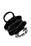 Kadın Siyah Uzun Askılı Kroko Desenli Mini Kol Çantası | Derimod Kadın Siyah Uzun Askılı Kroko Desenli Mini Kol Çantası | Derimod