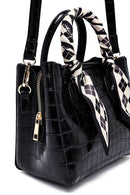 Kadın Siyah Uzun Askılı Kroko Desenli Mini Kol Çantası | Derimod Kadın Siyah Uzun Askılı Kroko Desenli Mini Kol Çantası | Derimod