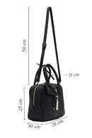 Kadın Siyah Uzun Askılı Charmlı Kol Çantası | Derimod Kadın Siyah Uzun Askılı Charmlı Kol Çantası | Derimod