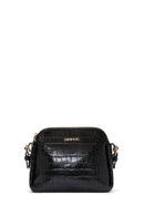 Kadın Siyah Uzun Askılı Kroko Desenli Çapraz Çanta | Derimod Kadın Siyah Uzun Askılı Kroko Desenli Çapraz Çanta | Derimod