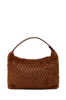 Kadın Kahverengi Uzun Askılı Charmlı Peluş Omuz Çantası | Derimod Kadın Kahverengi Uzun Askılı Charmlı Peluş Omuz Çantası | Derimod