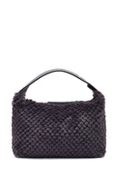 Kadın Gri Uzun Askılı Charmlı Peluş Omuz Çantası | Derimod Kadın Gri Uzun Askılı Charmlı Peluş Omuz Çantası | Derimod