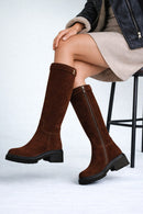 Kadın Kahverengi Fermuarlı Kalın Tabanlı Süet Deri Çizme | Derimod Kadın Kahverengi Fermuarlı Kalın Tabanlı Süet Deri Çizme | Derimod