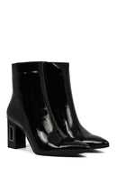 Kadın Siyah Fermuarlı Kalın Topuklu Rugan Deri Bot | Derimod Kadın Siyah Fermuarlı Kalın Topuklu Rugan Deri Bot | Derimod