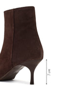 Kadın Kahverengi Fermuarlı İnce Topuklu Süet Deri Bot | Derimod Kadın Kahverengi Fermuarlı İnce Topuklu Süet Deri Bot | Derimod