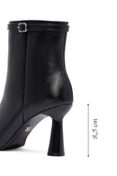 Kadın Siyah Fermuarlı İnce Topuklu Deri Bot | Derimod Kadın Siyah Fermuarlı İnce Topuklu Deri Bot | Derimod