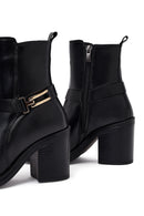 Kadın Siyah Tokalı Kalın Topuklu Deri Bot | Derimod Kadın Siyah Tokalı Kalın Topuklu Deri Bot | Derimod