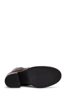 Kadın Kahverengi Tokalı Kalın Topuklu Deri Bot | Derimod Kadın Kahverengi Tokalı Kalın Topuklu Deri Bot | Derimod