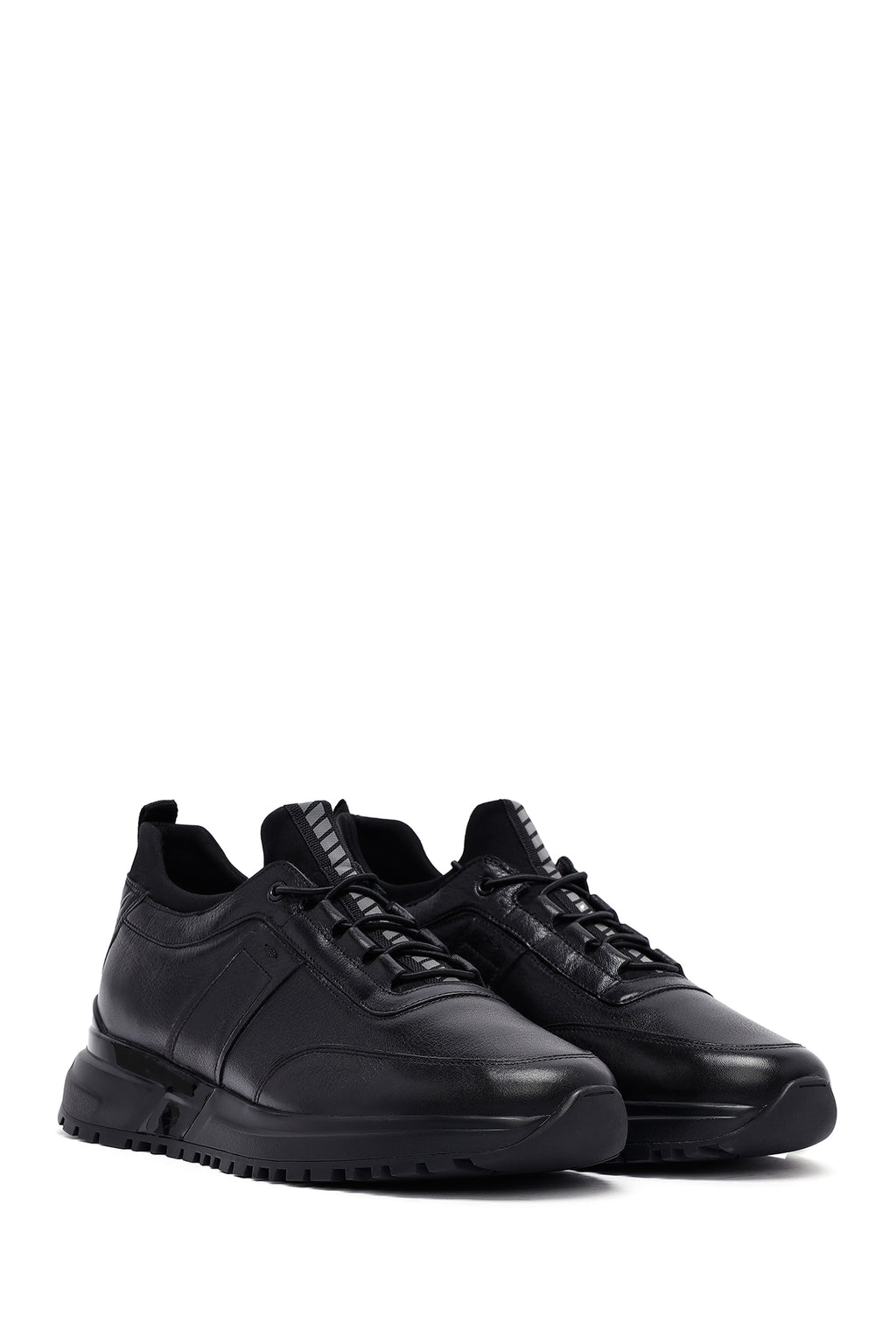 Erkek Siyah Bağcıklı Kalın Tabanlı Deri Casual Sneaker