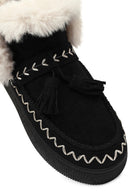 Kadın Siyah Kalın Tabanlı Püsküllü Süet Teddy Bot | Derimod Kadın Siyah Kalın Tabanlı Püsküllü Süet Teddy Bot | Derimod