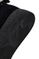 Kadın Siyah Kalın Tabanlı Püsküllü Süet Teddy Bot | Derimod Kadın Siyah Kalın Tabanlı Püsküllü Süet Teddy Bot | Derimod