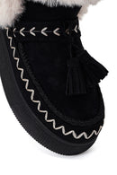 Kadın Siyah Kalın Tabanlı Püsküllü Süet Teddy Bot | Derimod Kadın Siyah Kalın Tabanlı Püsküllü Süet Teddy Bot | Derimod