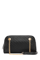 Kadın Siyah Zincir Askılı Kapitone Omuz Çantası | Derimod Kadın Siyah Zincir Askılı Kapitone Omuz Çantası | Derimod