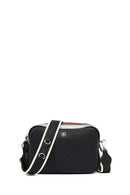 Kadın Siyah Uzun Askılı Çapraz Çanta | Derimod Kadın Siyah Uzun Askılı Çapraz Çanta | Derimod