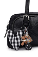 Kadın Siyah Aksesuarlı Omuz Çantası | Derimod Kadın Siyah Aksesuarlı Omuz Çantası | Derimod