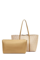 Women's Beige Printed Charm Shoulder Bag | Derimod Women's Beige Printed Charm Shoulder Bag | Derimod