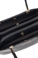 Kadın Siyah Uzun Askılı Klasik Kol Çantası | Derimod Kadın Siyah Uzun Askılı Klasik Kol Çantası | Derimod