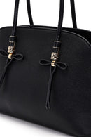 Kadın Siyah Uzun Askılı Klasik Kol Çantası | Derimod Kadın Siyah Uzun Askılı Klasik Kol Çantası | Derimod