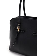 Kadın Siyah Uzun Askılı Klasik Kol Çantası | Derimod Kadın Siyah Uzun Askılı Klasik Kol Çantası | Derimod