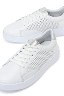 Kadın Beyaz Bağcıklı Kalın Tabanlı Deri Sneaker | Derimod Kadın Beyaz Bağcıklı Kalın Tabanlı Deri Sneaker | Derimod