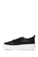 Kadın Siyah Bağcıklı Kalın Tabanlı Deri Sneaker | Derimod Kadın Siyah Bağcıklı Kalın Tabanlı Deri Sneaker | Derimod