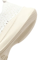 Kadın Beyaz Bağcıklı Kalın Tabanlı Desenli Kumaş Comfort Sneaker | Derimod Kadın Beyaz Bağcıklı Kalın Tabanlı Desenli Kumaş Comfort Sneaker | Derimod