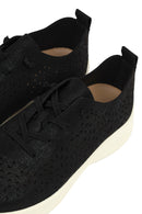 Kadın Siyah Bağcıklı Kalın Tabanlı Desenli Kumaş Comfort Sneaker | Derimod Kadın Siyah Bağcıklı Kalın Tabanlı Desenli Kumaş Comfort Sneaker | Derimod