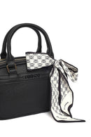 Kadın Siyah Uzun Askılı Aksesuarlı Kol Çantası | Derimod Kadın Siyah Uzun Askılı Aksesuarlı Kol Çantası | Derimod