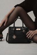 Kadın Siyah Uzun Askılı Baskılı Kol Çantası | Derimod Kadın Siyah Uzun Askılı Baskılı Kol Çantası | Derimod