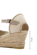 Kadın Bej Bilekten Bantlı Dolgu Topuklu Süet Deri Espadril Sandalet | Derimod Kadın Bej Bilekten Bantlı Dolgu Topuklu Süet Deri Espadril Sandalet | Derimod