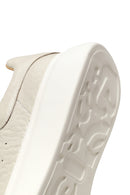 Erkek Beyaz Bağcıklı Kalın Tabanlı Desenli Deri Sneaker | Derimod Erkek Beyaz Bağcıklı Kalın Tabanlı Desenli Deri Sneaker | Derimod