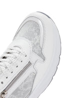Kadın Beyaz Dolgu Topuklu Bağcıklı Deri Sneaker | Derimod