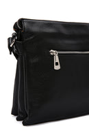 Kadın Siyah Çapraz Çanta | Derimod Kadın Siyah Çapraz Çanta | Derimod